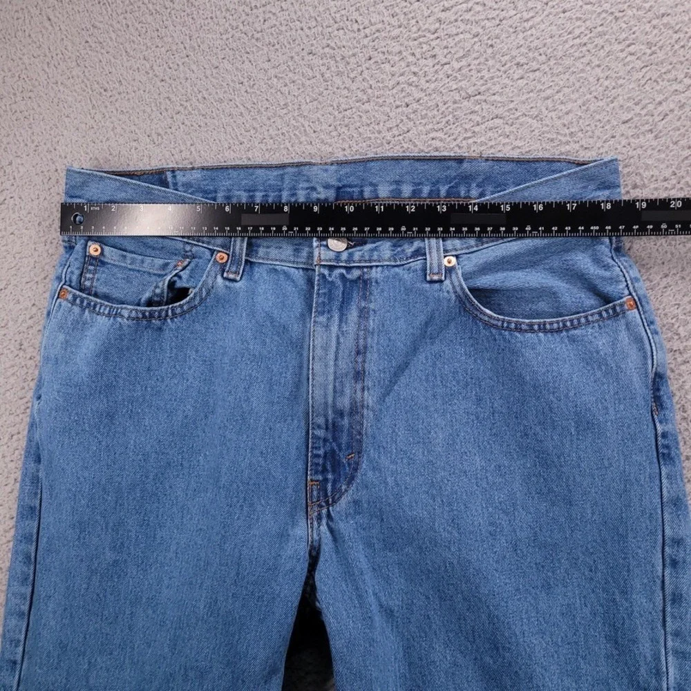 Levis levis 550